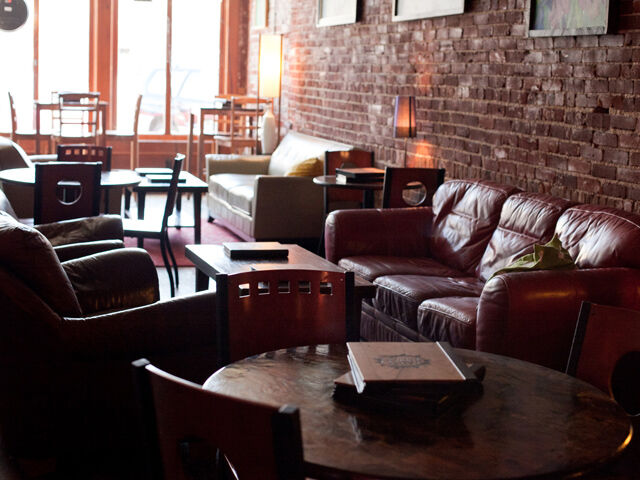 Coffee Shop: Mudhouse Coffee